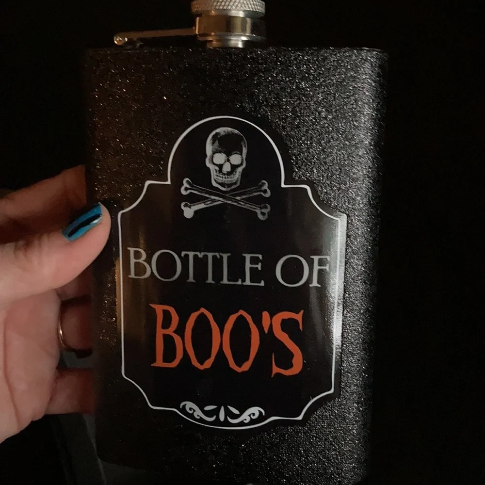 NWT ✨Sparkly☠️Spooky✨Glitter🥃FLASK